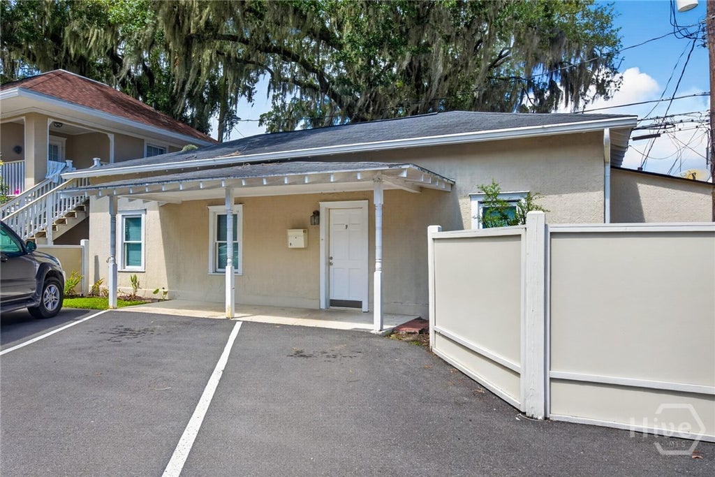 Photo of 1010 E Victory Drive #F, Savannah, GA 31401 (MLS # SA363985)