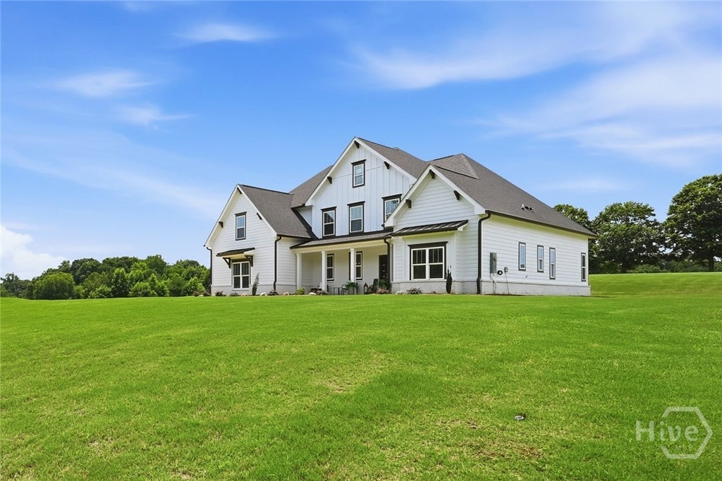Photo of 2049 Chestnut Oak Trail, Commerce, GA 30530 (MLS # CL365541)
