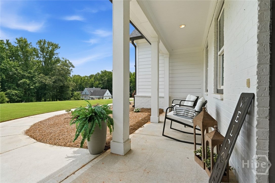2049 Chestnut Oak Trail