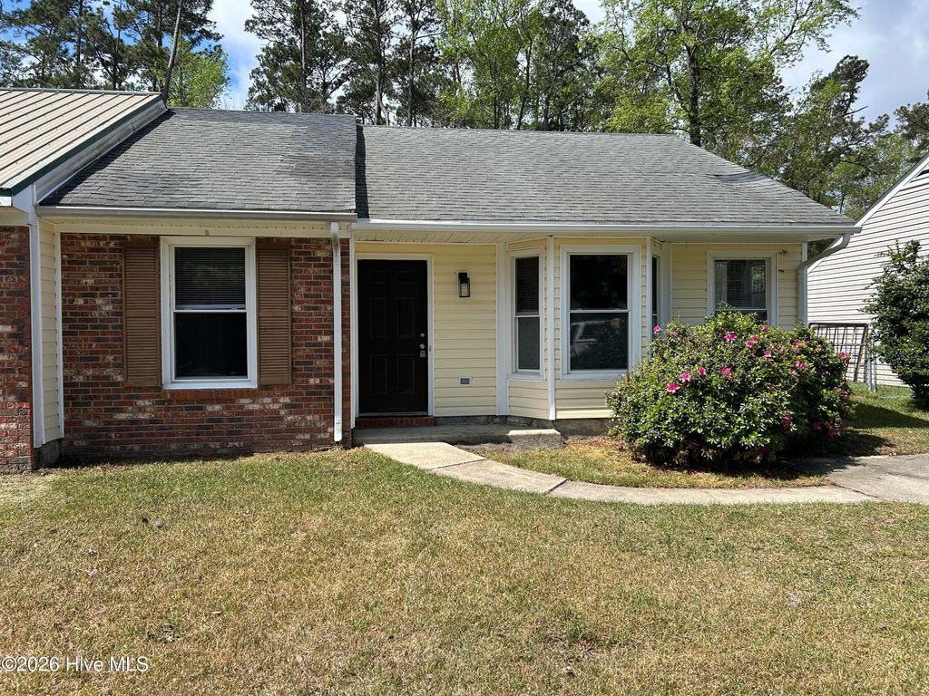Photo of 2111 Rolling Ridge Drive, Midway Park, NC 28544 (MLS # 100565139)