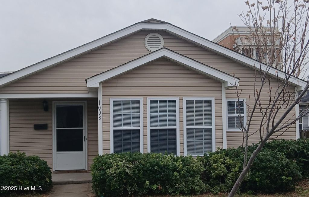 Photo of 1008 S 10th Street, Wilmington, NC 28401 (MLS # 100539713)