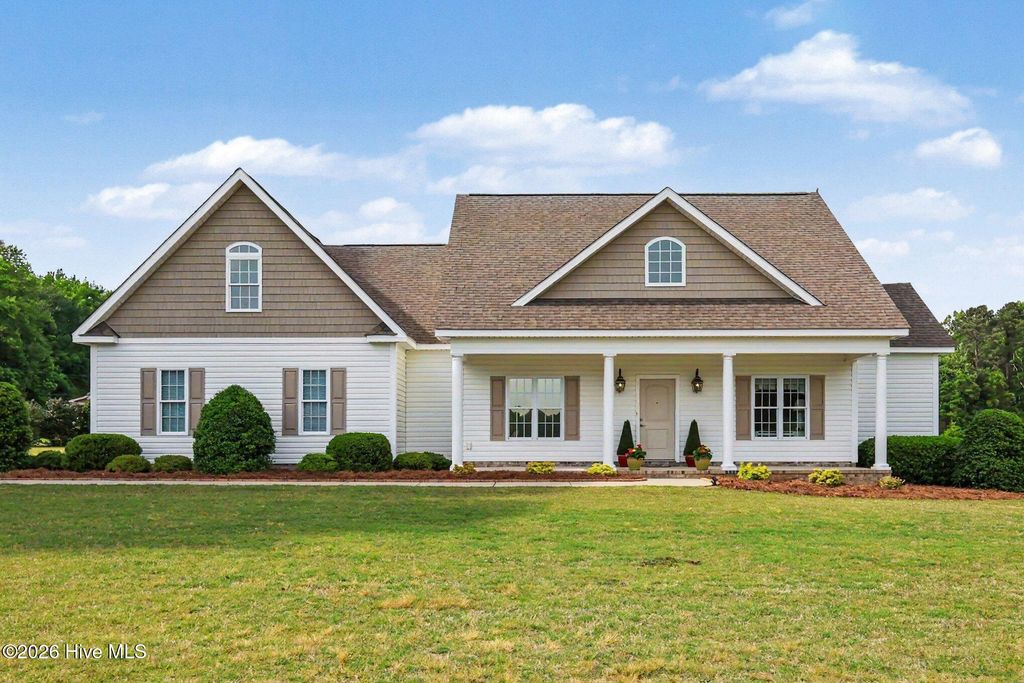Photo of 5530 Potters Clay Court, Rocky Mount, NC 27804 (MLS # 100572064)