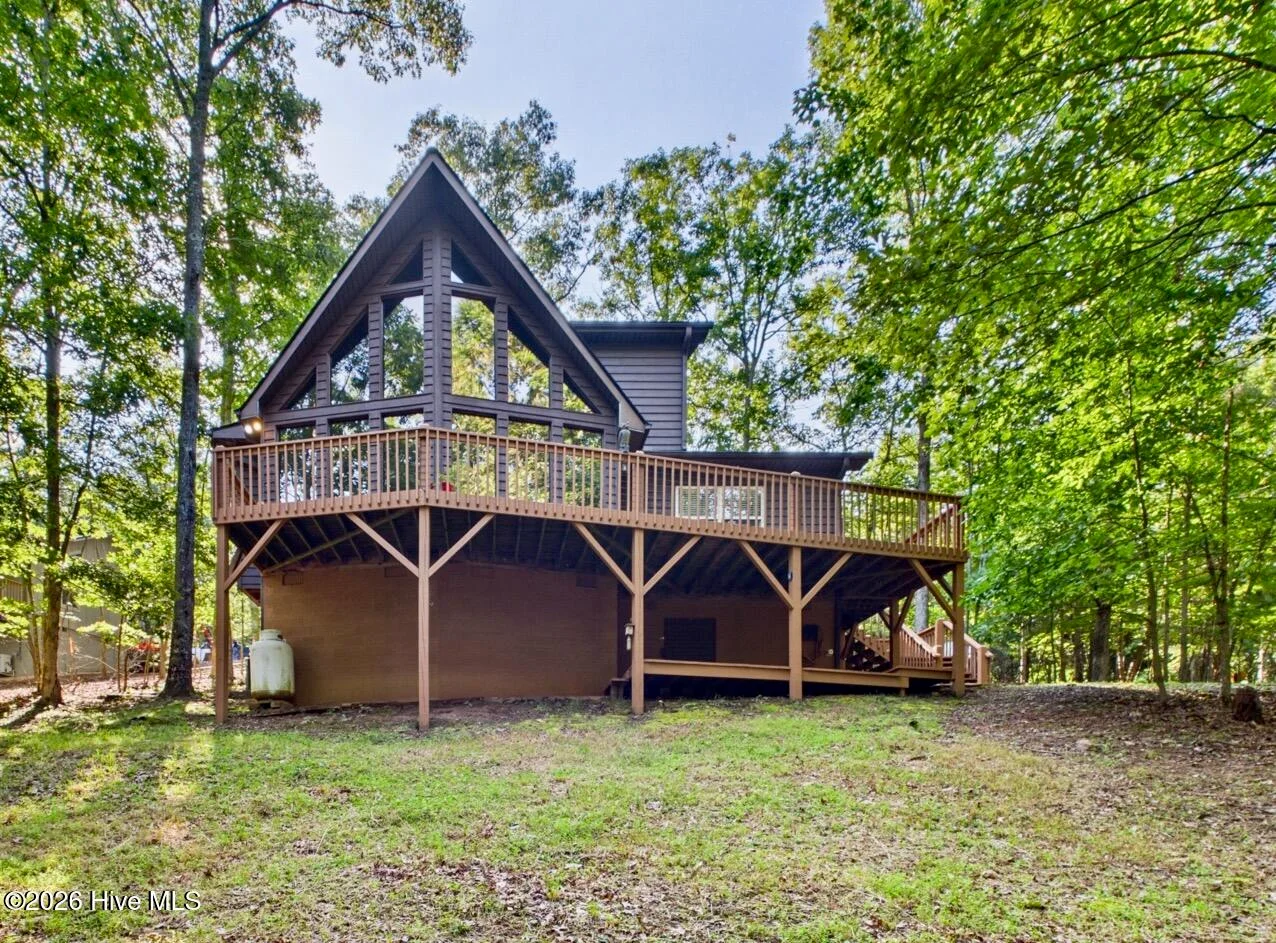 121 High Ridge Road