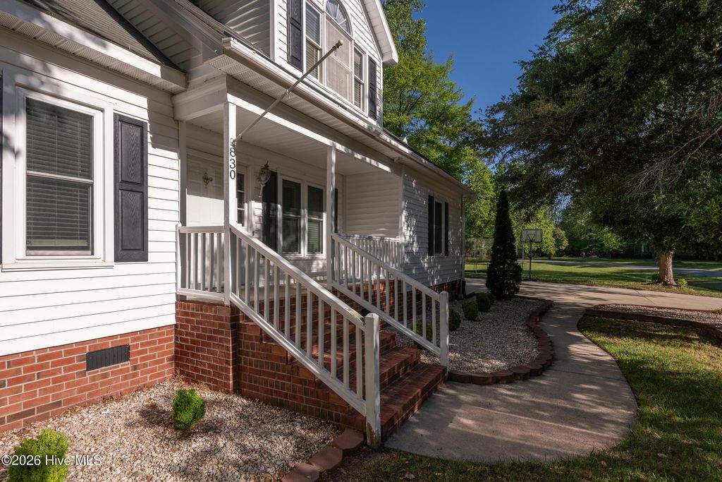 Photo of 830 Driftwood Drive, Greenville, NC 27858 (MLS # 100569294)