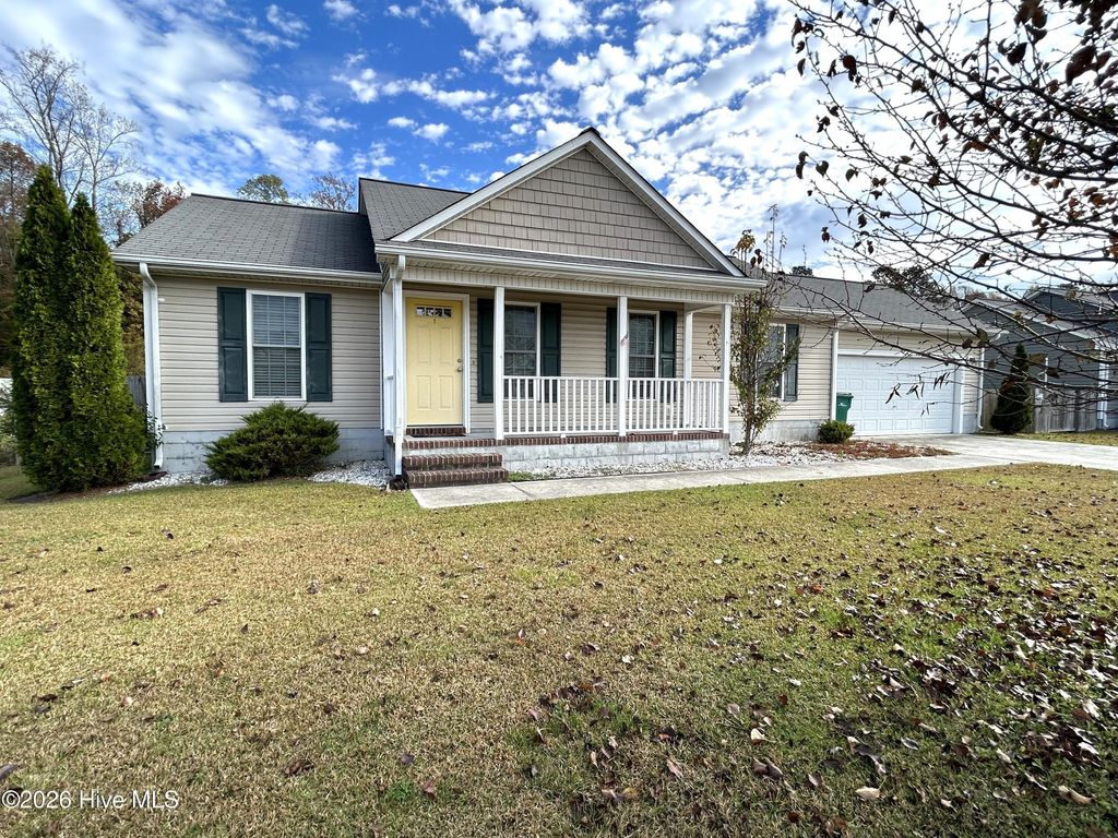 Photo of 115 Laredo Drive, Jacksonville, NC 28540 (MLS # 100547713)