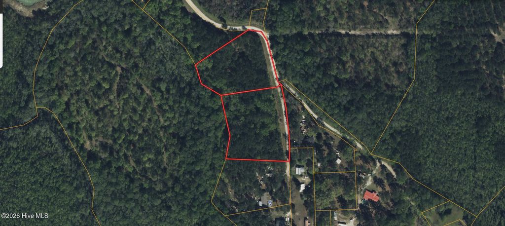 Photo of 340 Willis Landing, Vanceboro, NC 28586 (MLS # 100568138)