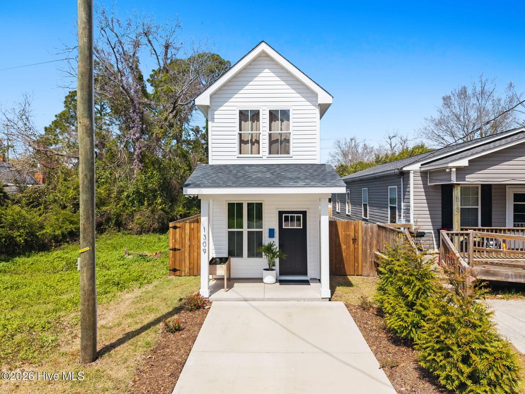 Photo of 1309 Marsdon Avenue, Wilmington, NC 28401 (MLS # 100562571)