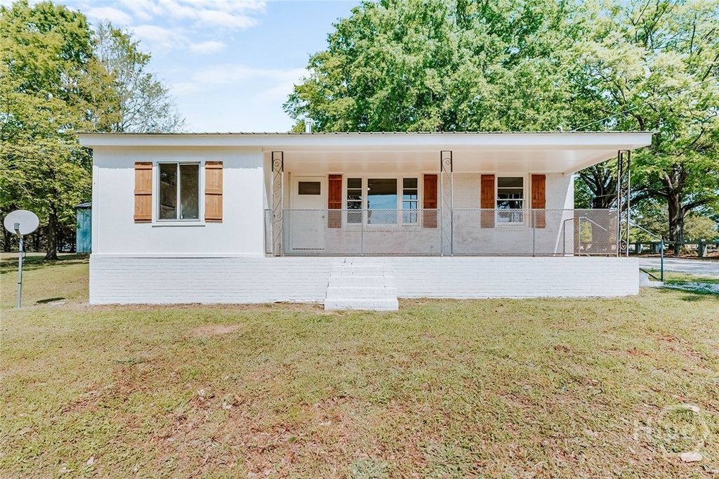 Photo of 52 Clark Circle, Lexington, GA 30648 (MLS # CL353435)
