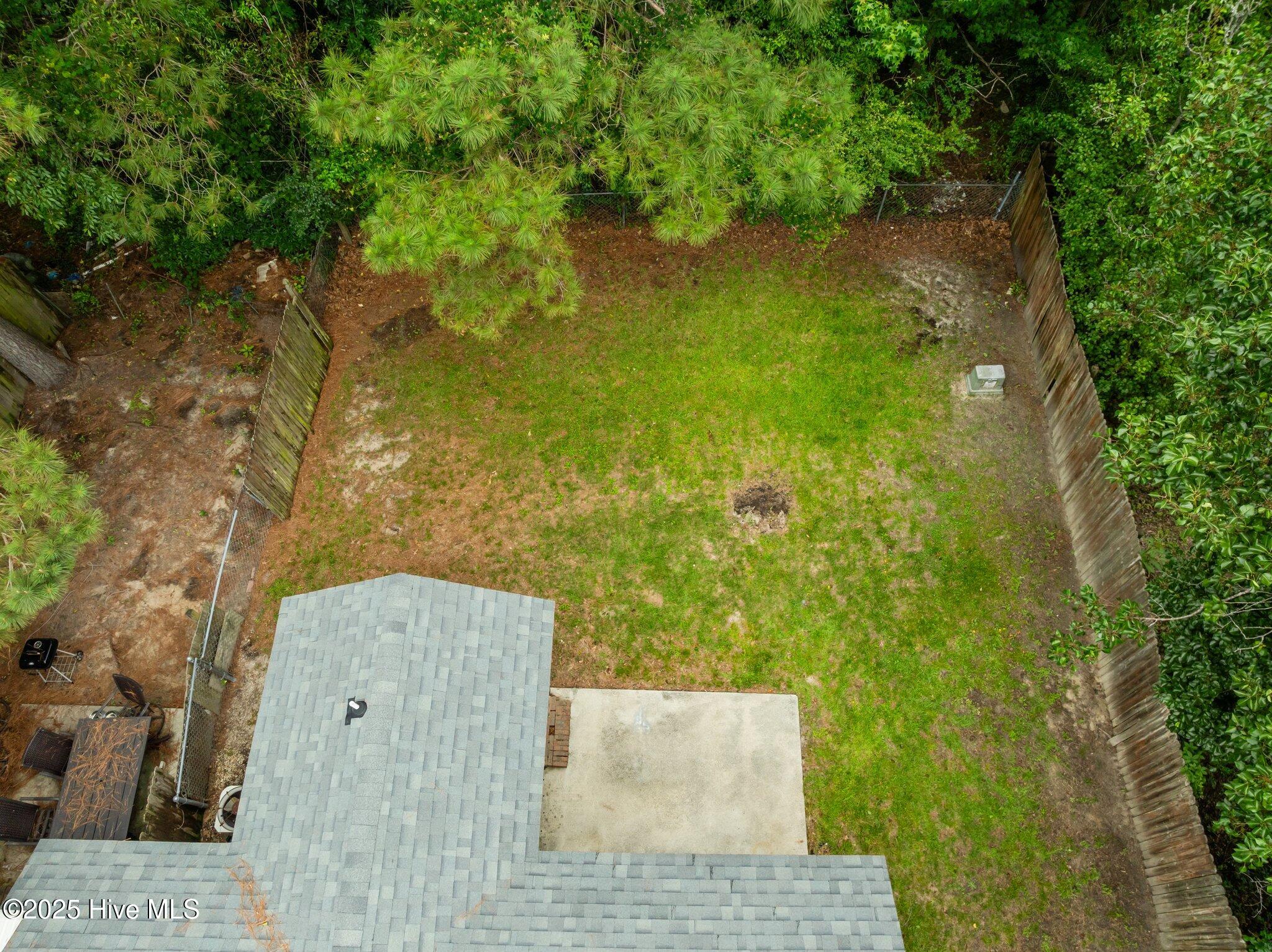 1087 W Pueblo Drive