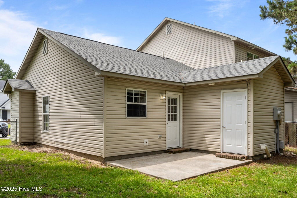 Photo of 1087 W Pueblo Drive, Jacksonville, NC 28546 (MLS # 100601590)