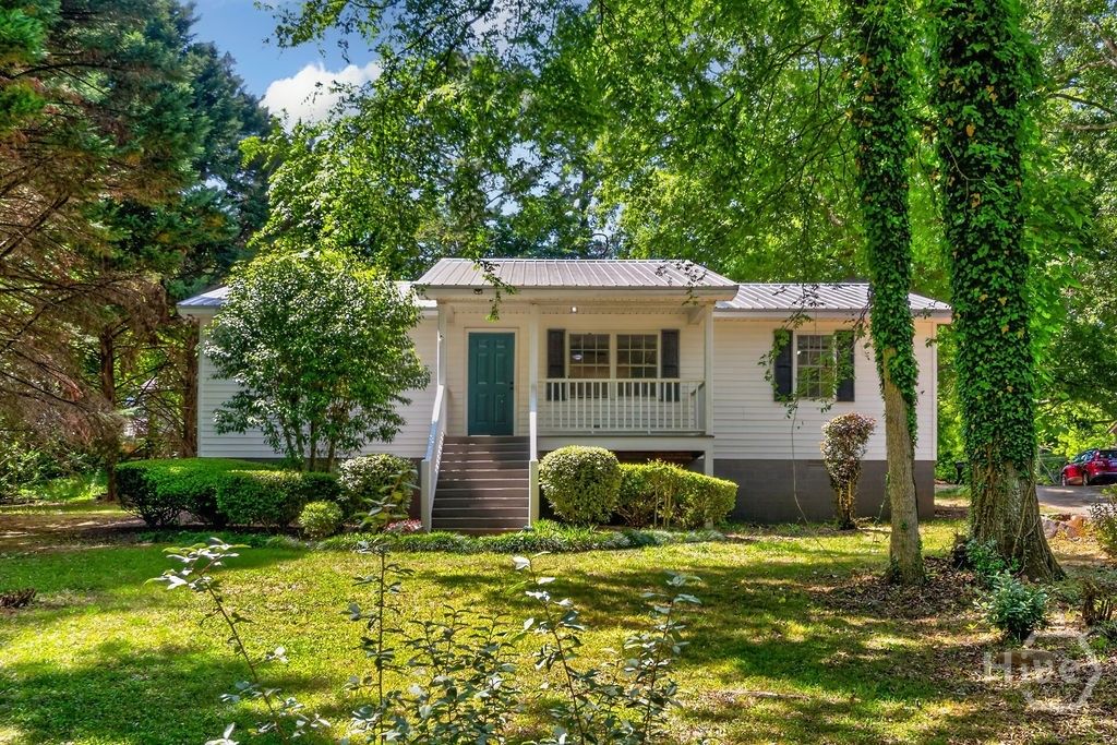 Photo of 108 Gordon Street, Greensboro, GA 30642 (MLS # CL353937)