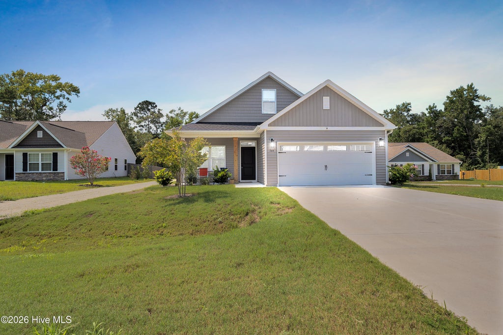 Photo of 544 Poppleton Drive, Hampstead, NC 28443 (MLS # 100592766)