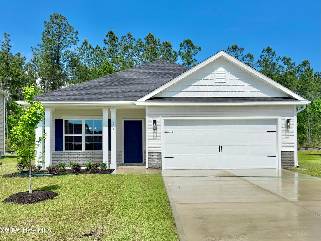 Photo of 819 Hidden Bridge Drive, Jacksonville, NC 28546 (MLS # 100547135)