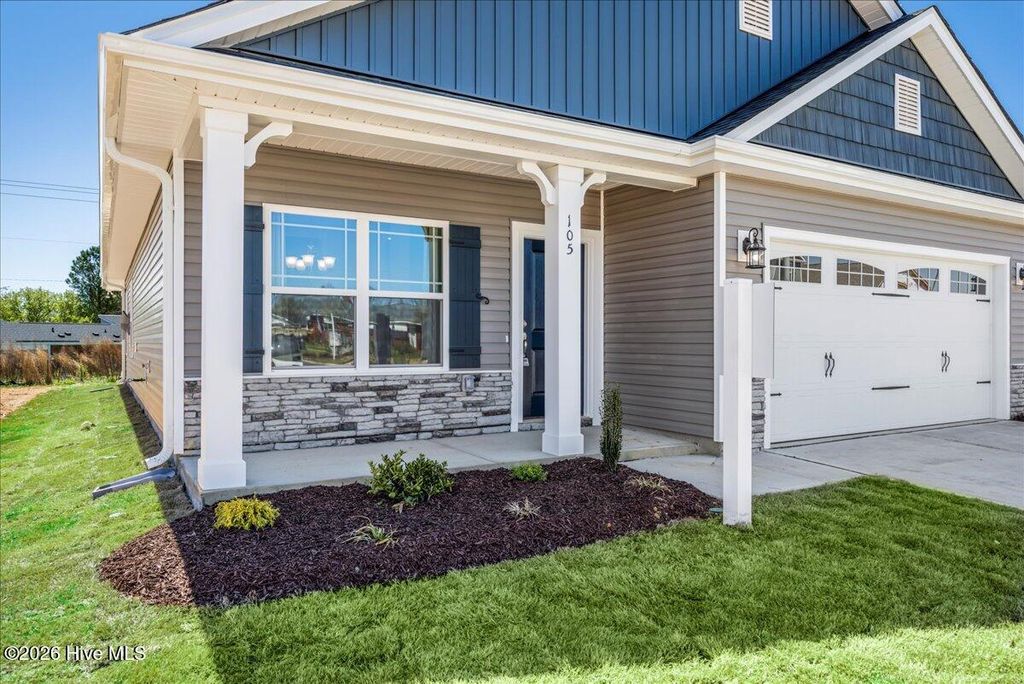 Photo of 819 Hidden Bridge Drive, Jacksonville, NC 28546 (MLS # 100547135)