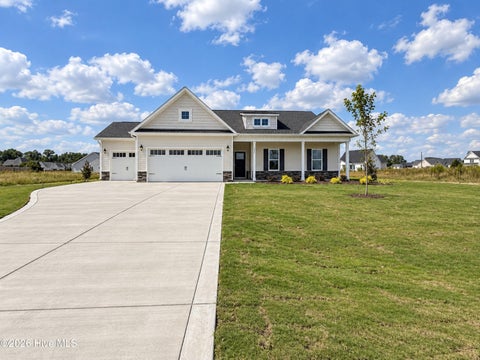 Homes For Sale - 105 Ed Barrow Lane<br/> Wayne County, La Grange, NC 28551
