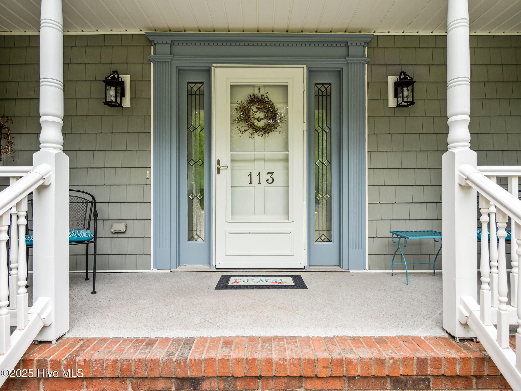 113 Fairway Dr W Drive W