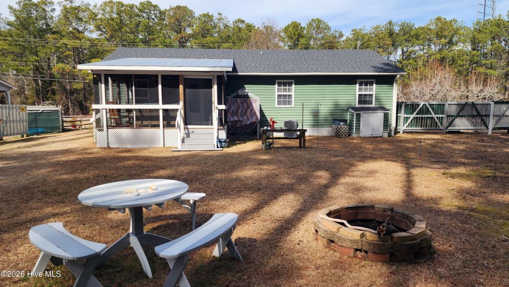 Photo of 782 Straits Road, Gloucester, NC 28528 (MLS # 100555903)