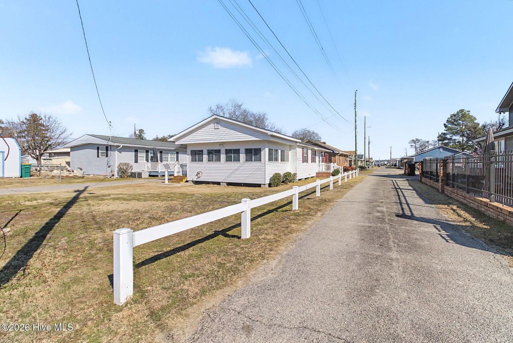 Photo of 75 Clarkland Village Street, Elizabethtown, NC 28337 (MLS # 100551429)