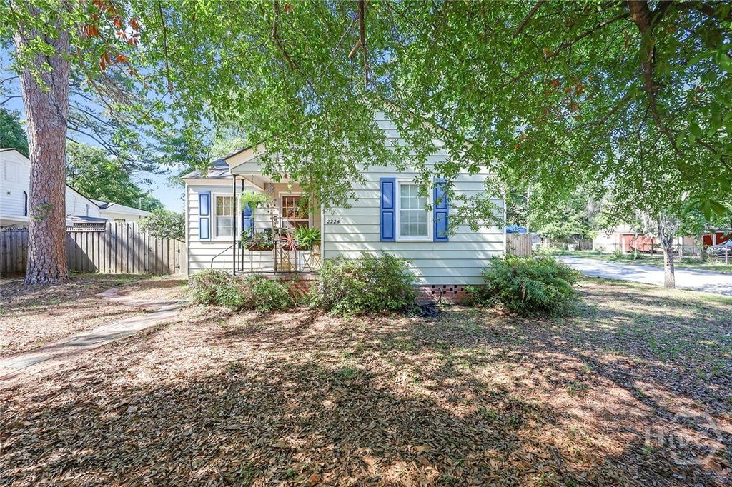 Photo of 2224 E 38th Street, Savannah, GA 31404 (MLS # SA356315)