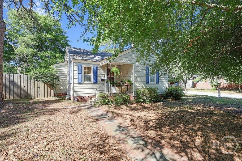 Photo of 2224 E 38th Street, Savannah, GA 31404 (MLS # SA356315)