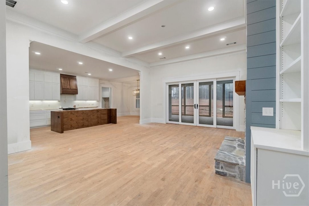 1991 Moores Ford Road