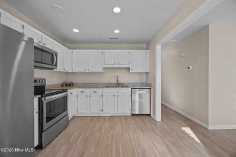 Tiny photo for 1109 Shroyer Circle, Jacksonville, NC 28540 (MLS # 100550569)