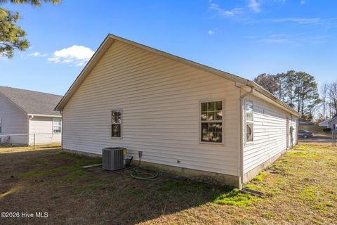 Tiny photo for 1109 Shroyer Circle, Jacksonville, NC 28540 (MLS # 100550569)