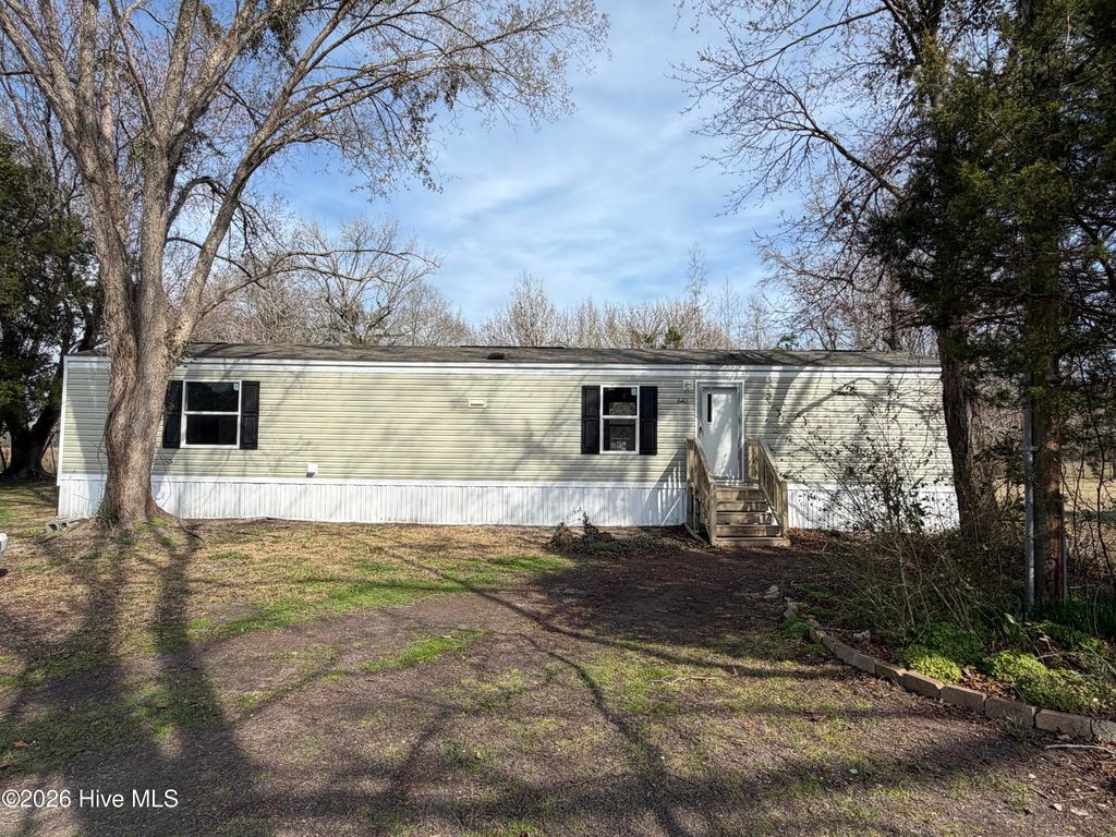 Photo of 840 Belgrade Swansboro Road, Stella, NC 28582 (MLS # 100558573)