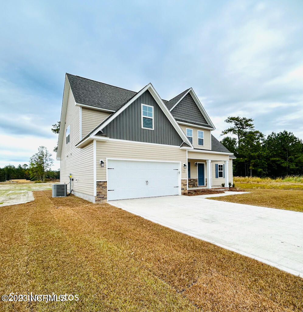 702 N Pebble Branch Court