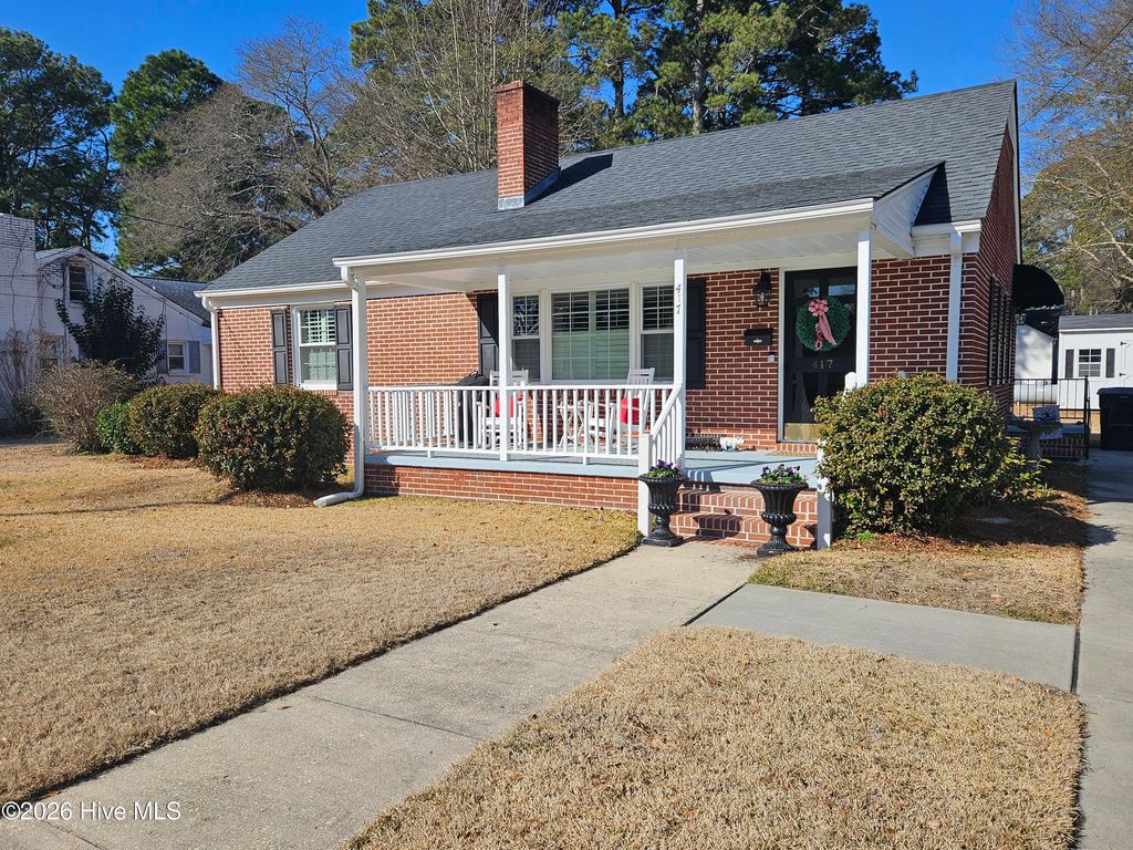 Photo of 417 E Powell Street, Clinton, NC 28328 (MLS # 100550850)