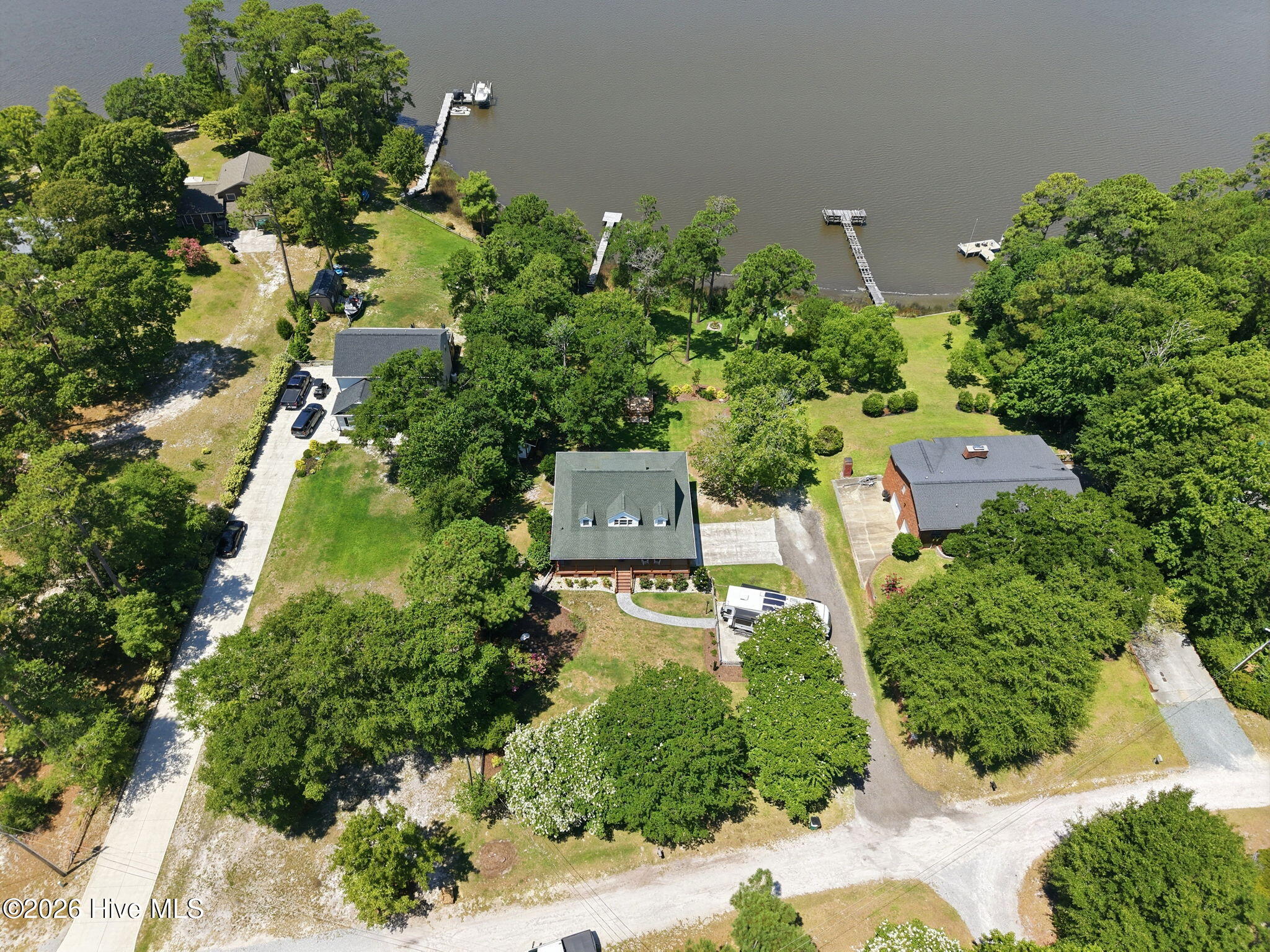 3 Creekside Woods Drive