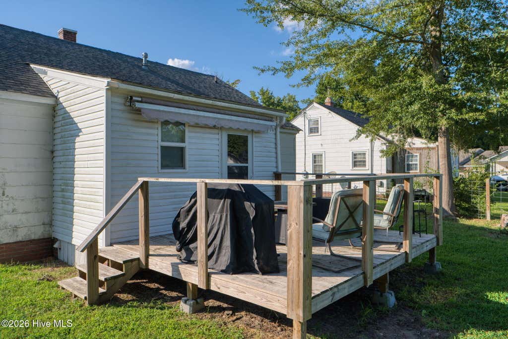 Photo of 204 Saunders Street, Hertford, NC 27944 (MLS # 100597243)