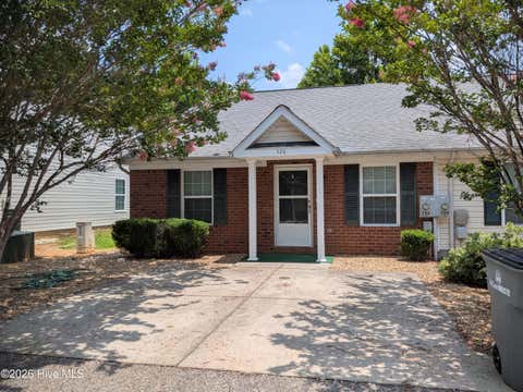 Townhouse For Rent - 526 Edgecliff Lane<br/> Evans, GA 30809