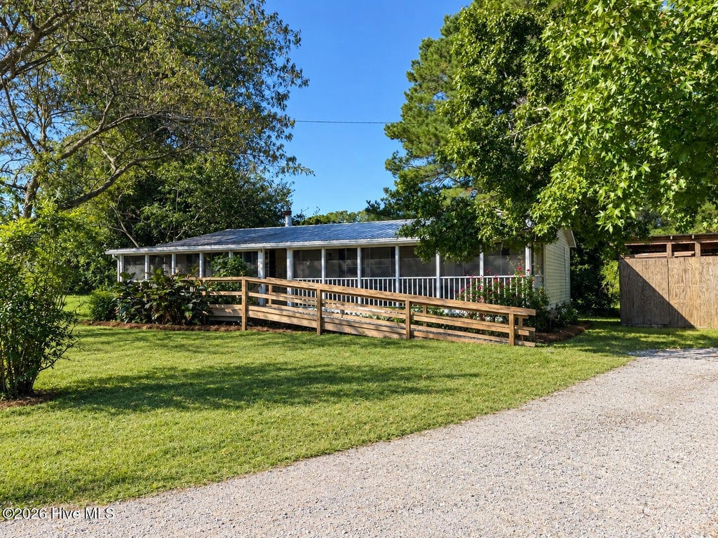 Photo of 1110 Hewett Road SW, Supply, NC 28462 (MLS # 100611135)