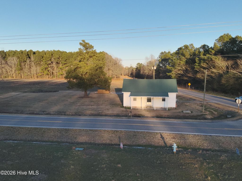 Photo of 586 Clay Bottom School Road, Chocowinity, NC 27817 (MLS # 100550835)