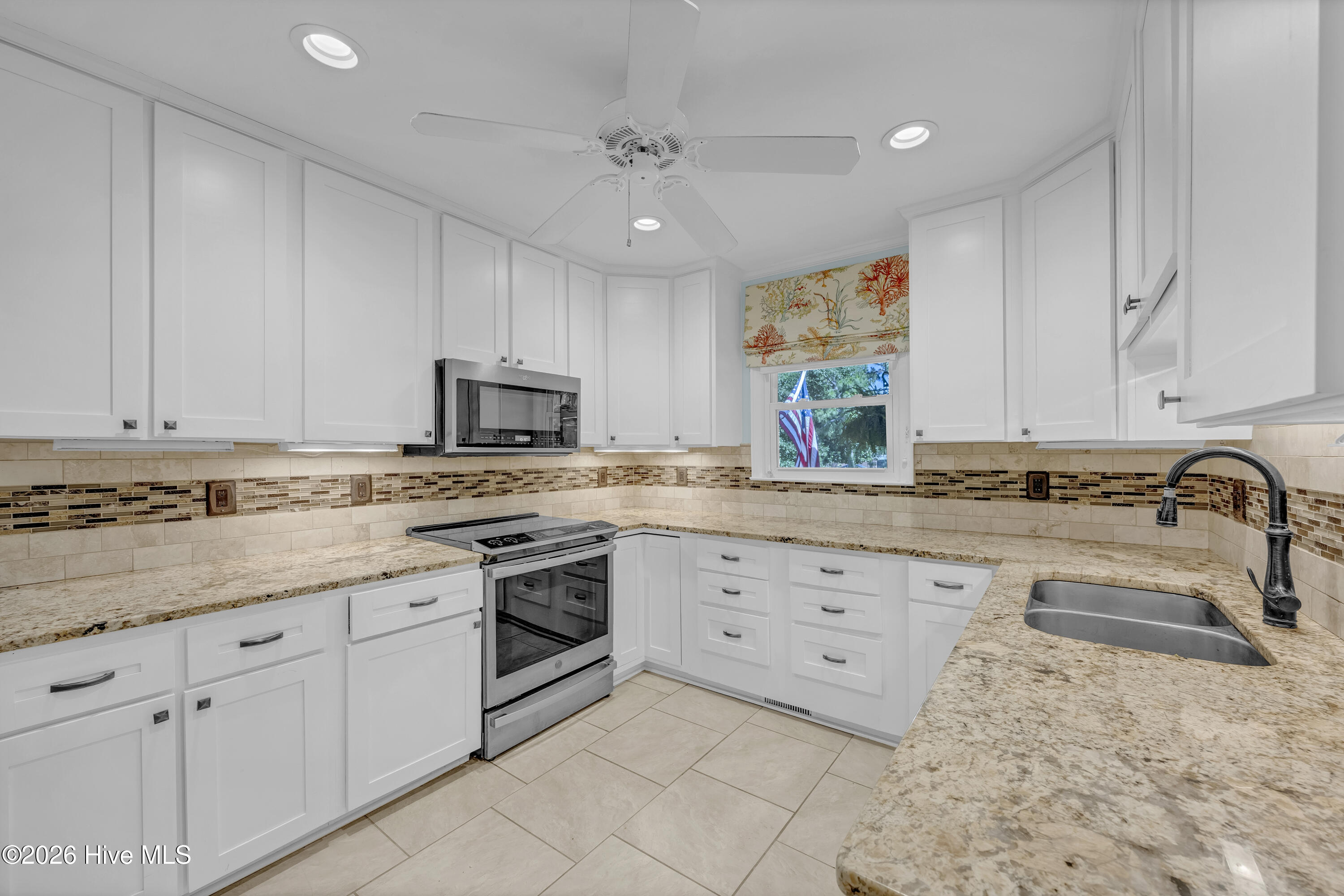 102 Maypop Lane