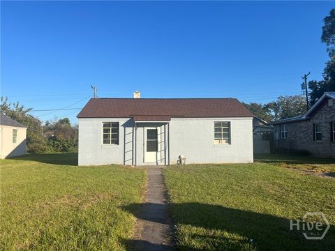 Homes For Sale - 814 Carter Street<br/> Savannah, GA 31415