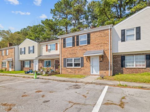 Tiny photo for 416 Myrtlewood Circle, Jacksonville, NC 28546 (MLS # 100560419)