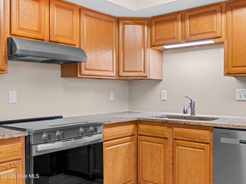 Tiny photo for 416 Myrtlewood Circle, Jacksonville, NC 28546 (MLS # 100560419)