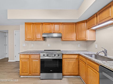 Tiny photo for 416 Myrtlewood Circle, Jacksonville, NC 28546 (MLS # 100560419)