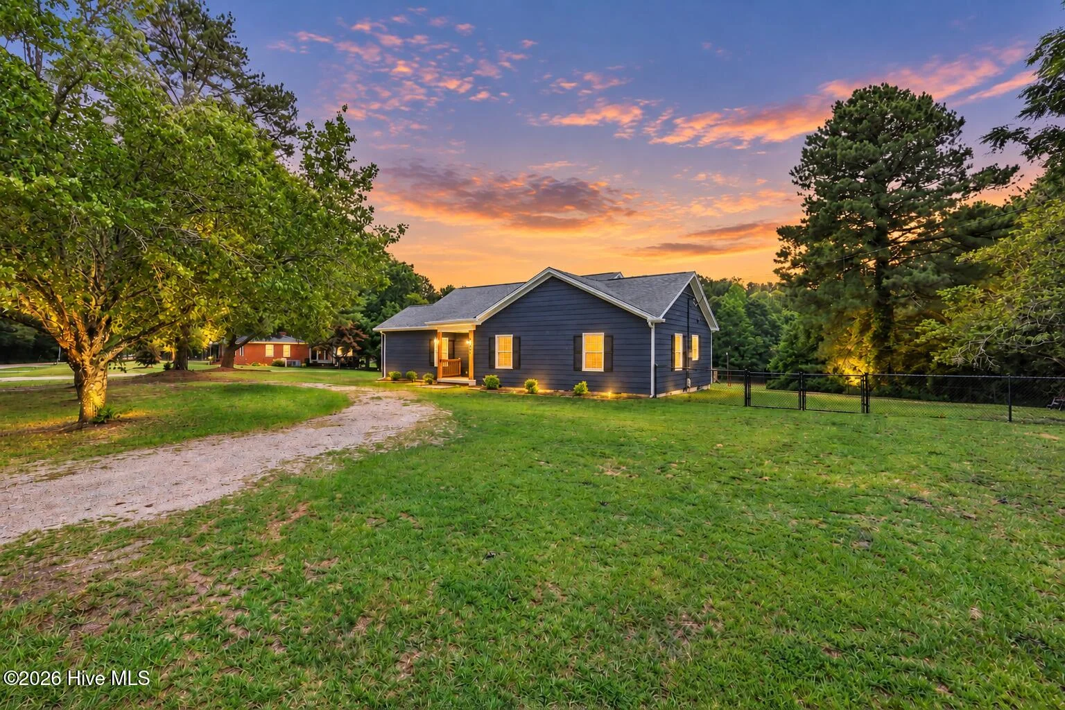 962 Laurel Mill-centerville Road