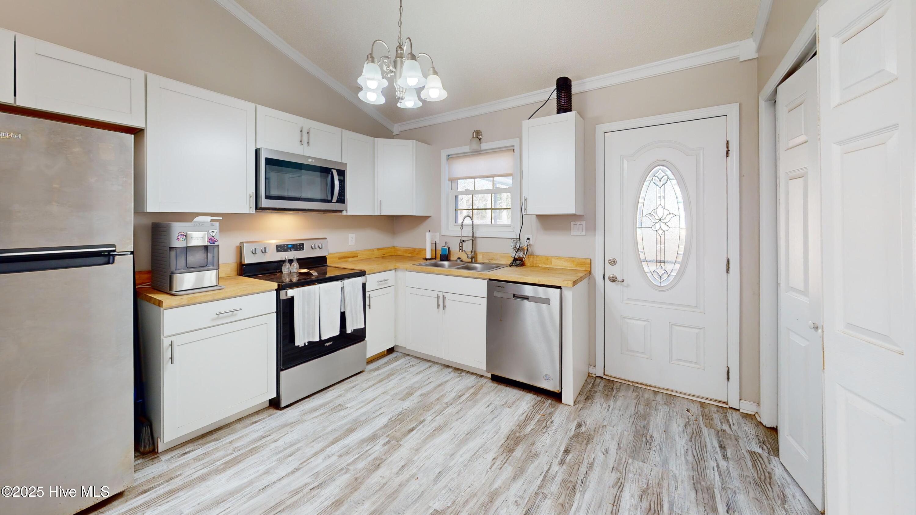 Jacksonville, North Carolina 28546, United States, 2 Bedrooms Bedrooms, ,2 BathroomsBathrooms,Residential,Active,257330