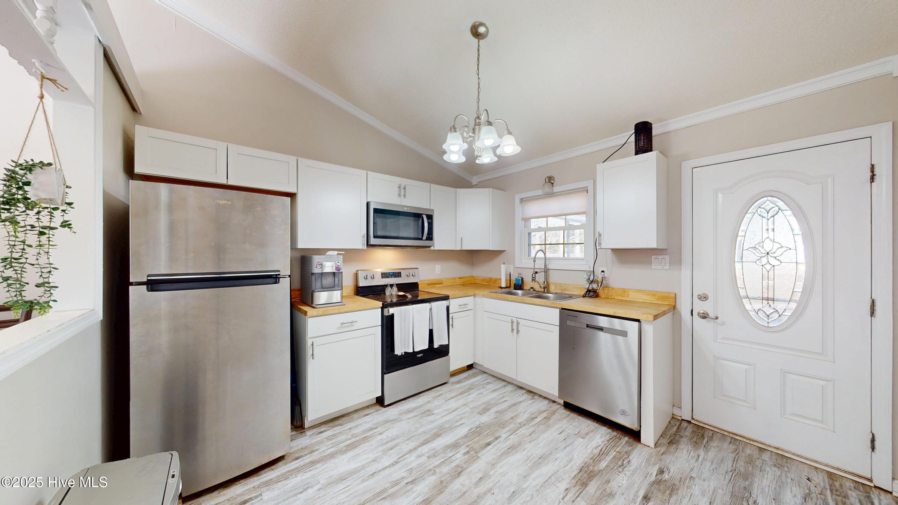 Jacksonville, North Carolina 28546, United States, 2 Bedrooms Bedrooms, ,2 BathroomsBathrooms,Residential,Active,257330