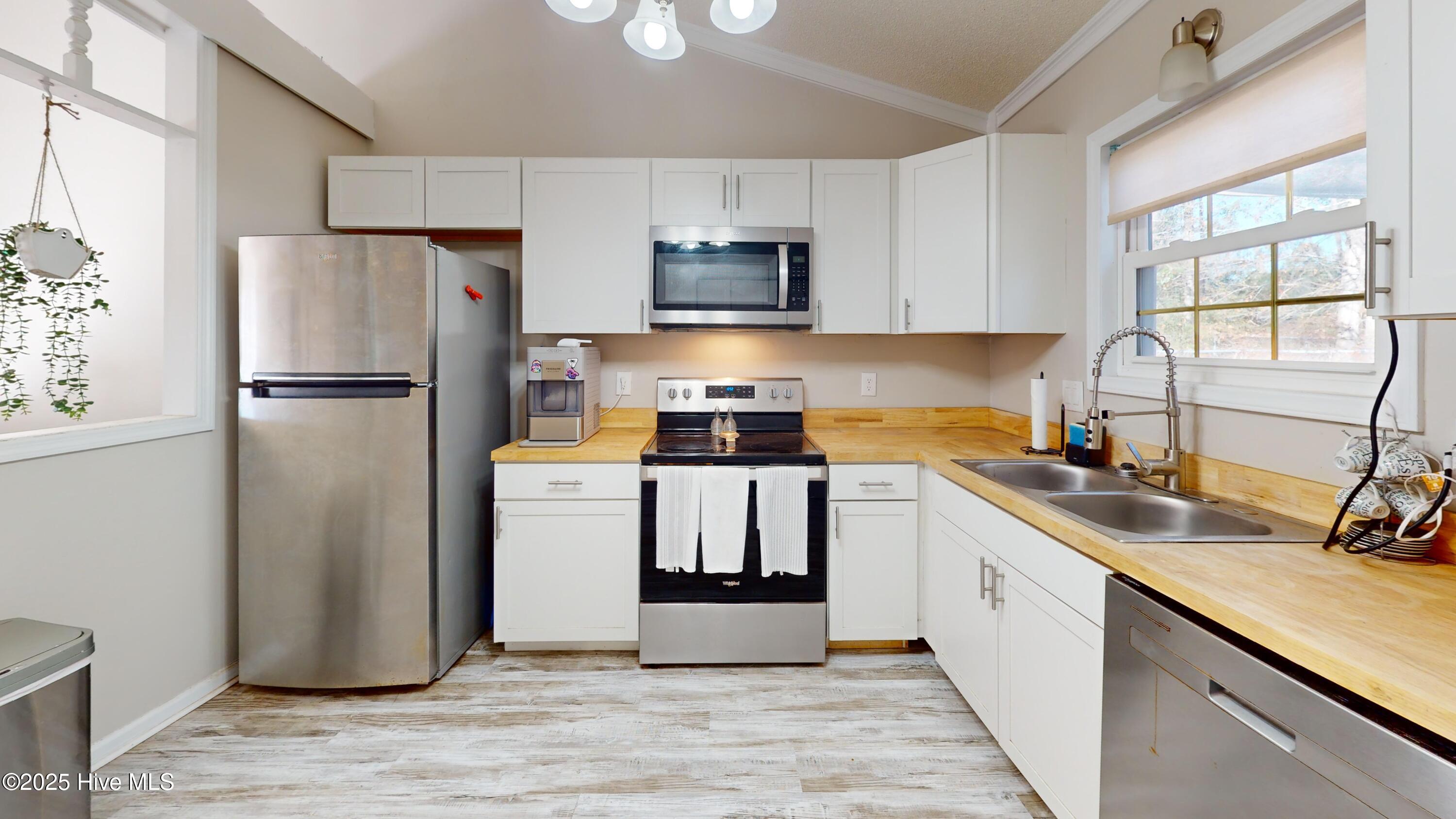 Jacksonville, North Carolina 28546, United States, 2 Bedrooms Bedrooms, ,2 BathroomsBathrooms,Residential,Active,257330