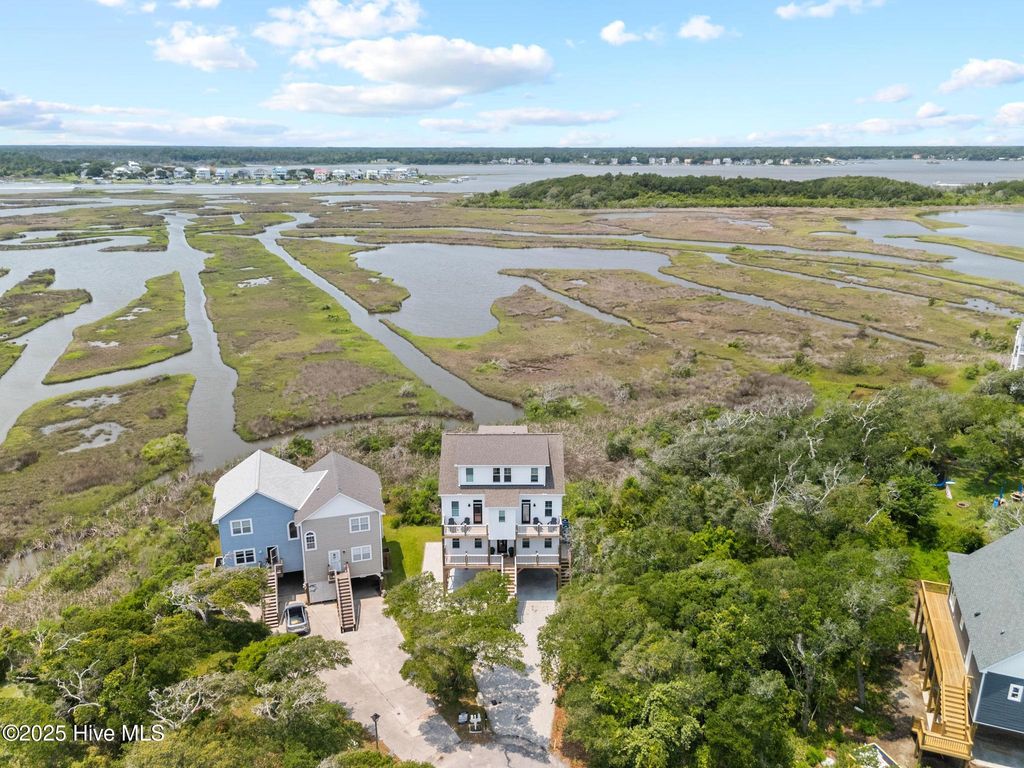 Photo of 310 Bay Circle, North Topsail Beach, NC 28460 (MLS # 100511238)
