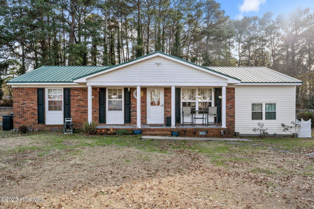 Photo of 163 Rollins Road, Goldsboro, NC 27534 (MLS # 100546573)