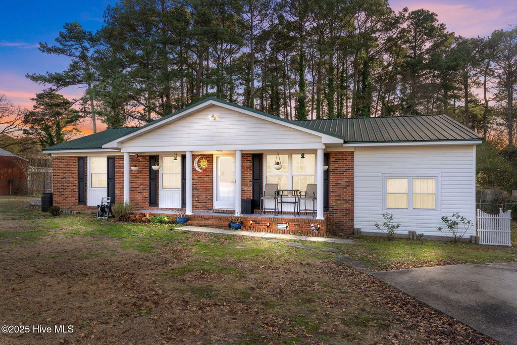 Photo of 163 Rollins Road, Goldsboro, NC 27534 (MLS # 100546573)