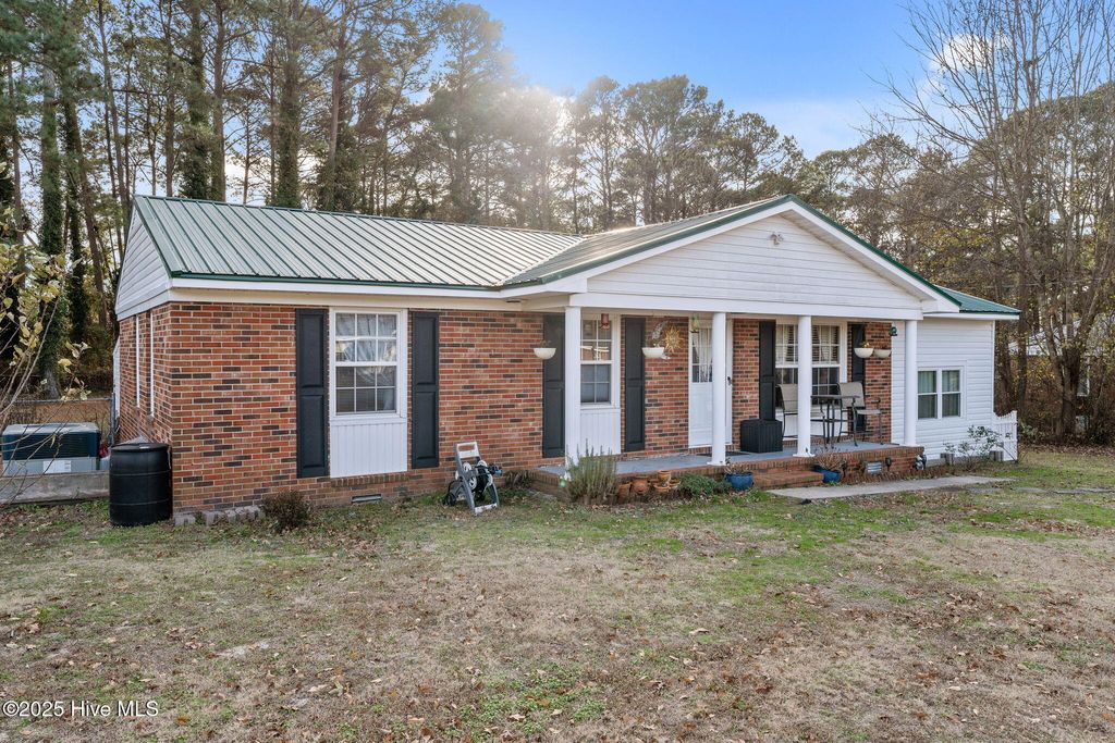 Photo of 163 Rollins Road, Goldsboro, NC 27534 (MLS # 100546573)