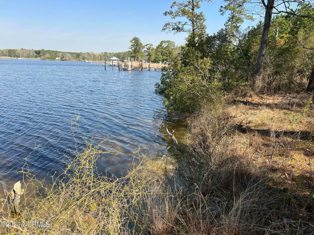 Photo of 6 Treasure Cay Drive, Belhaven, NC 27810 (MLS # 100435059)