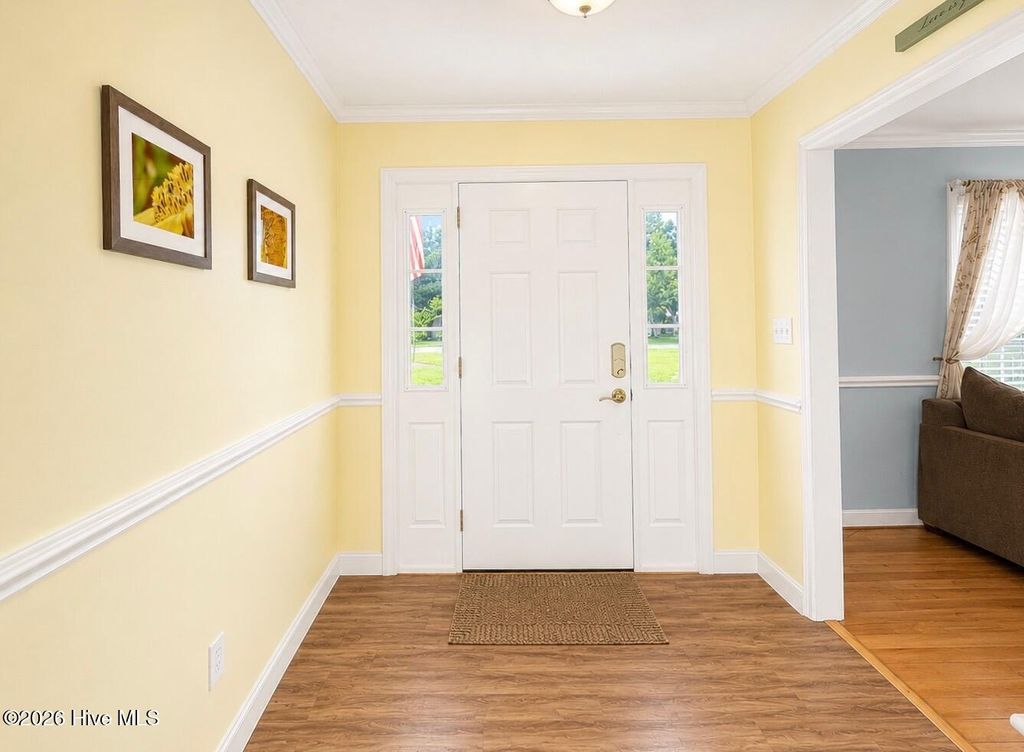 Photo of 305 Lakeview Avenue, Lake Waccamaw, NC (MLS # 100572696)